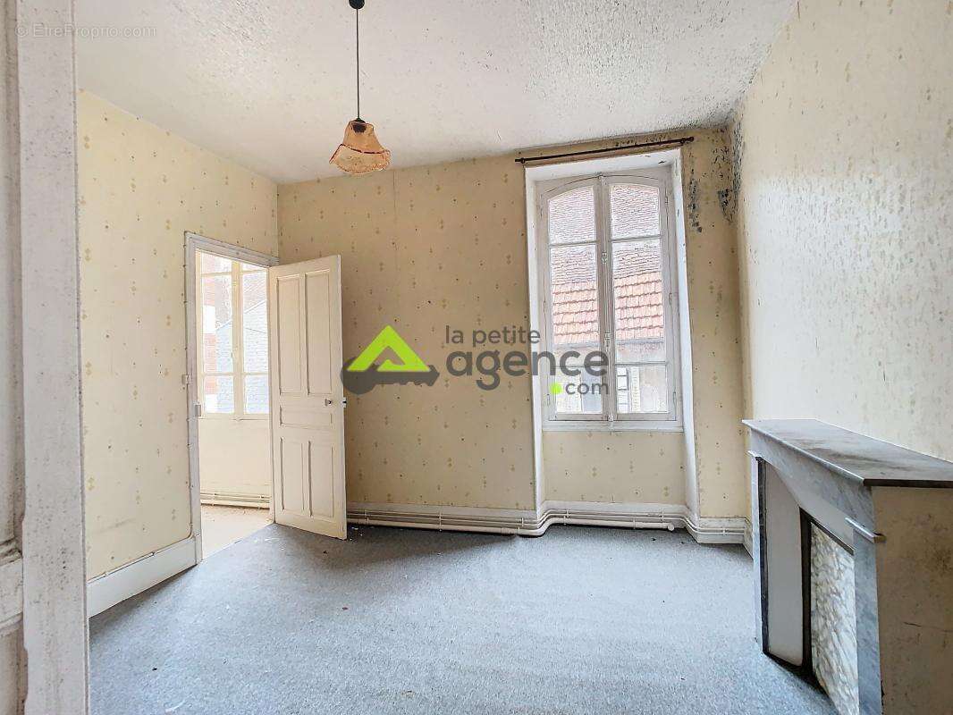 Appartement à AUBUSSON