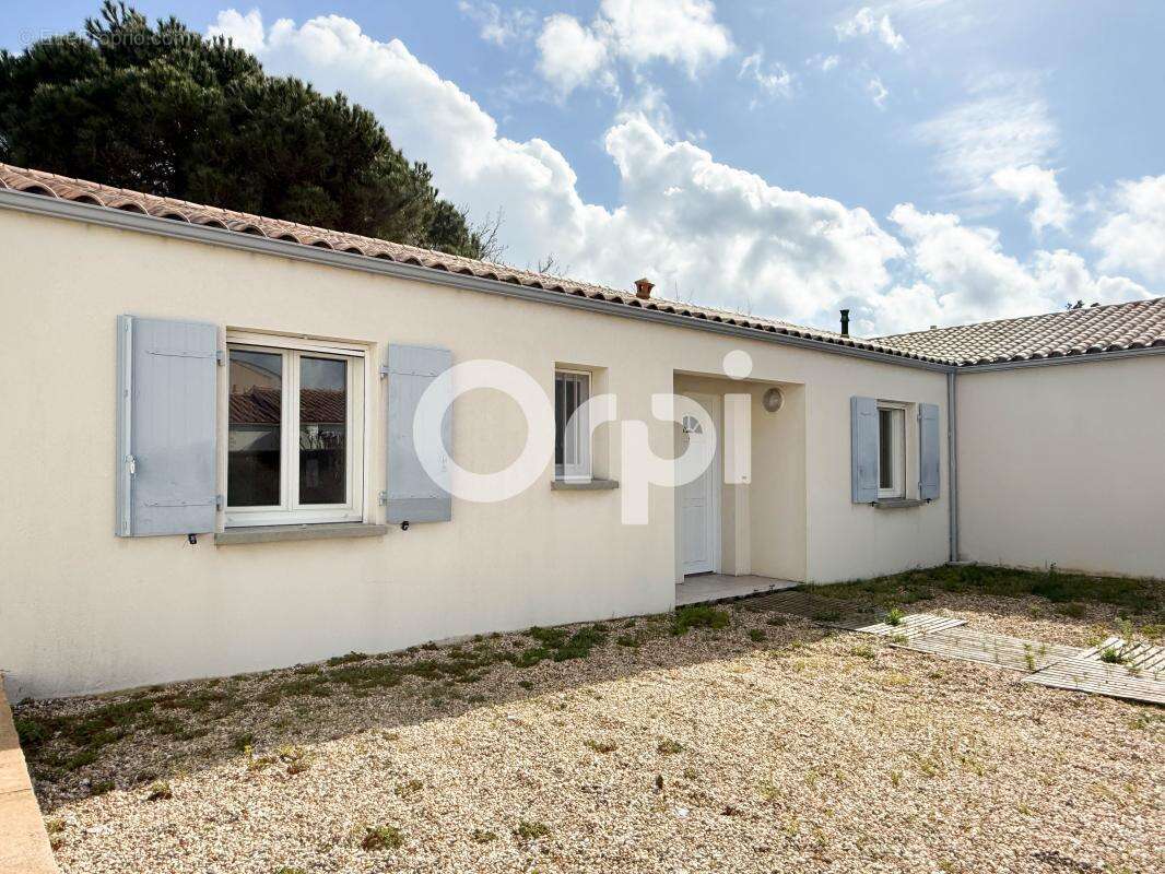 Maison à VERGEROUX