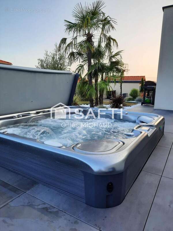 Photo 2 - Maison à LE COTEAU