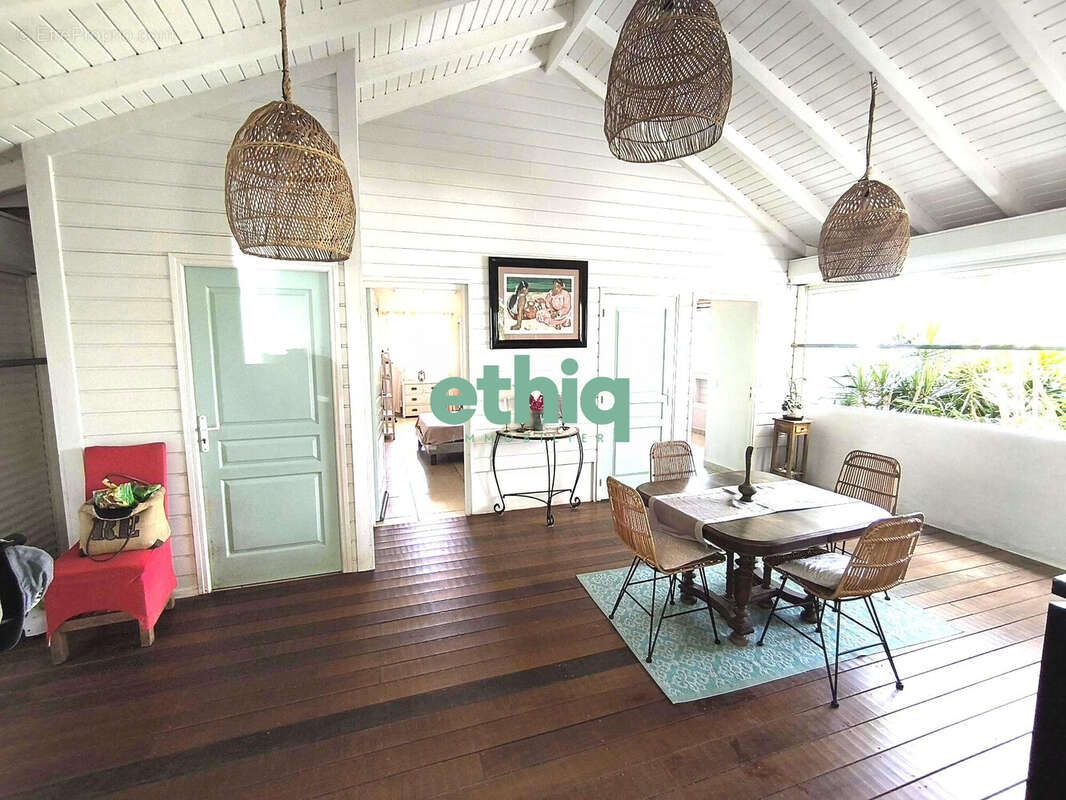 Maison à SAINT-FRANCOIS