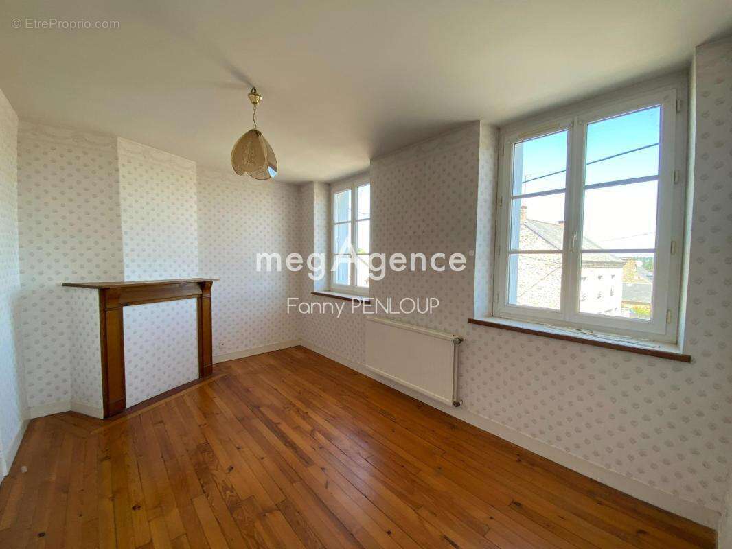 PONTAUBAULT - 50220 : Maison en pierres 3 chambres avec garages - photo 6