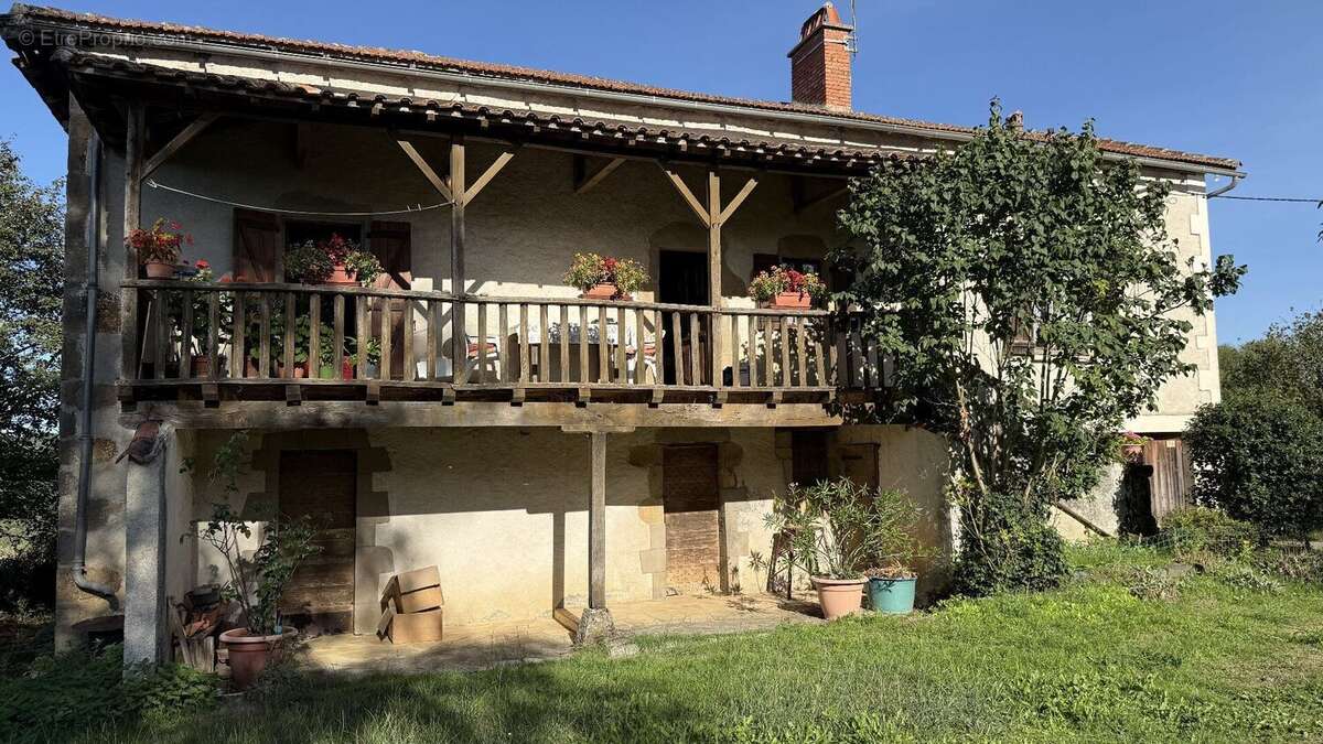 Maison à PRENDEIGNES