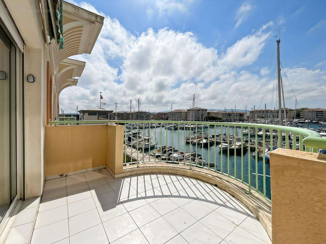 Appartement à FREJUS