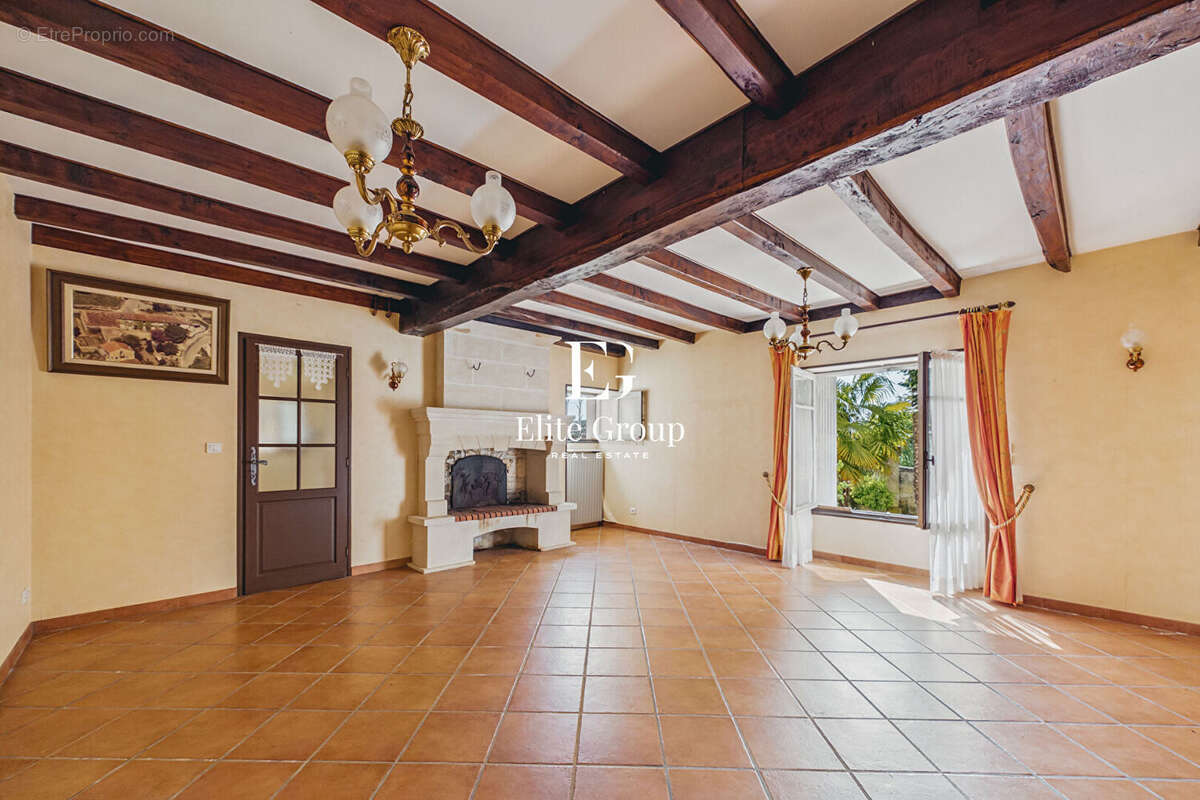 Maison à SIREUIL