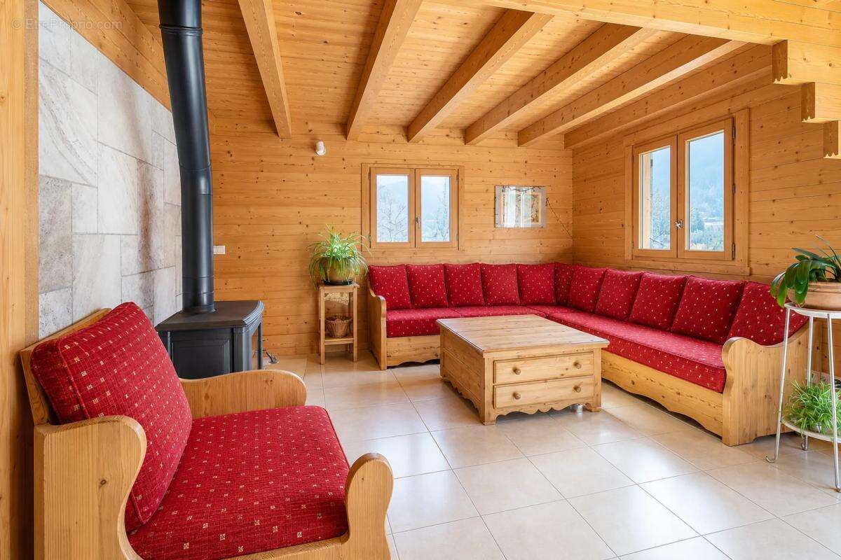 Maison de 6 pièces de 180 m² à Beaufort - photo 4
