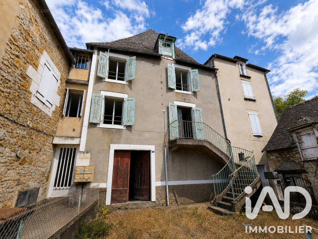 Photo 1 - Maison à TERRASSON-LAVILLEDIEU