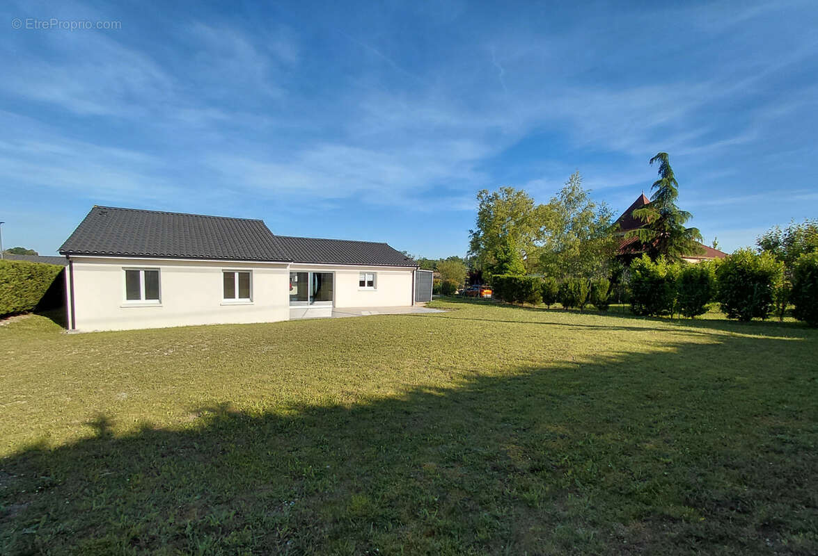 Maison à TRELISSAC