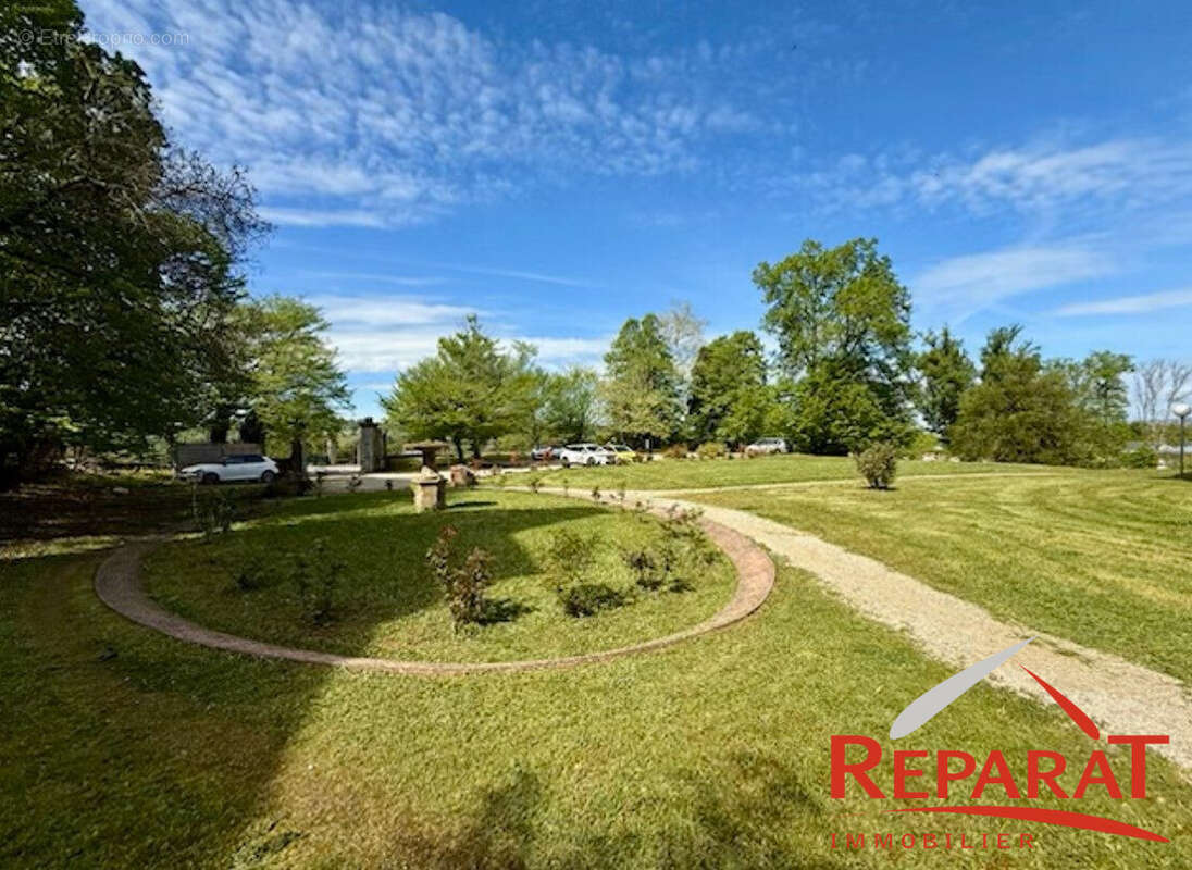 Appartement à COSNAC