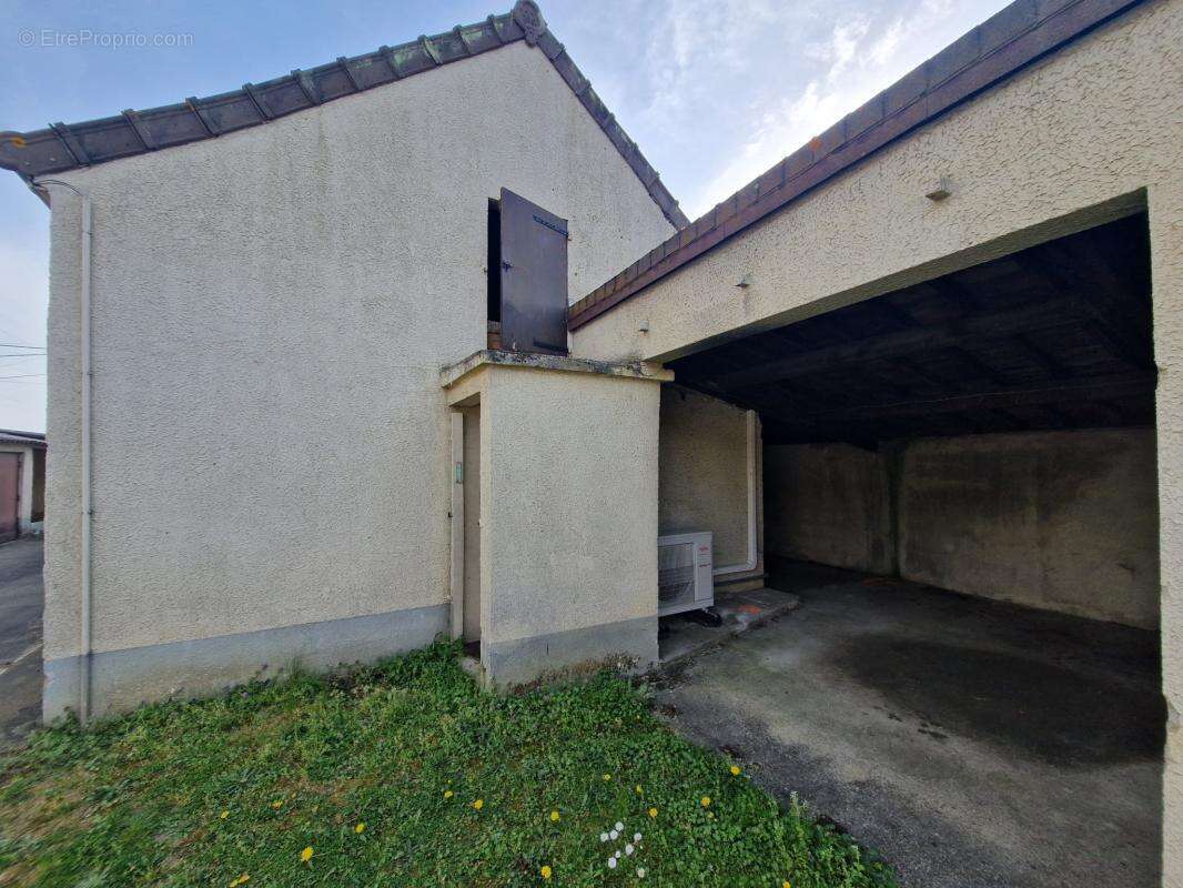 Maison à CHANGE