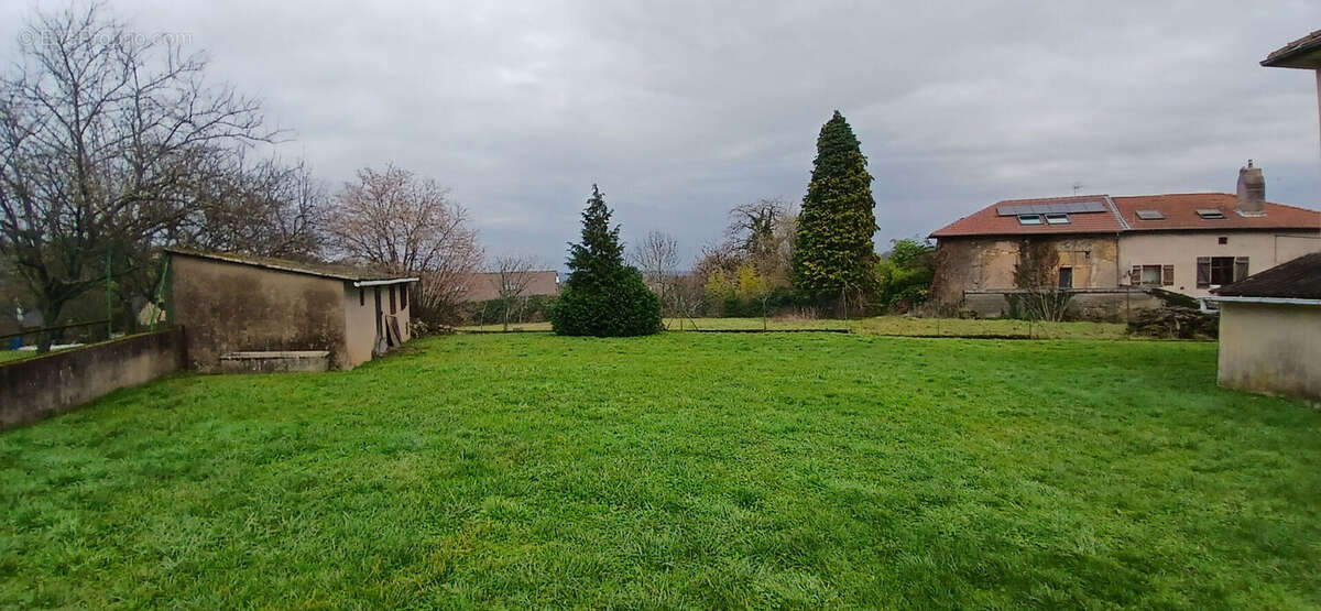 Maison à BOUXIERES-AUX-CHENES