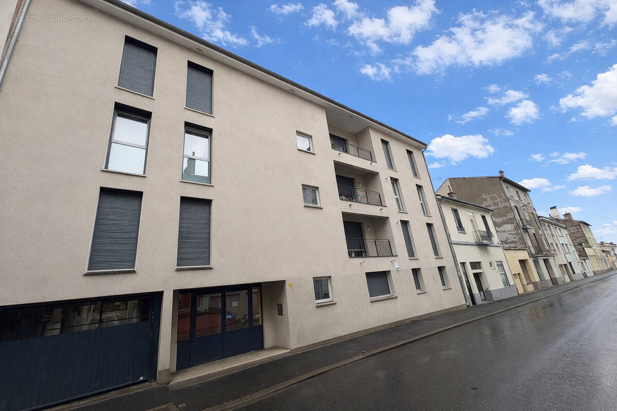 Appartement à SAINT-ETIENNE