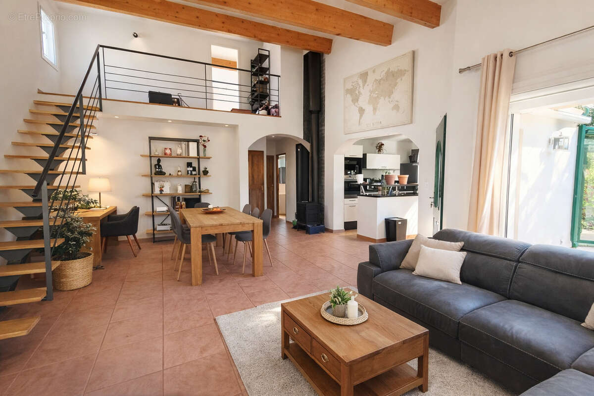 Maison à LAMALOU-LES-BAINS