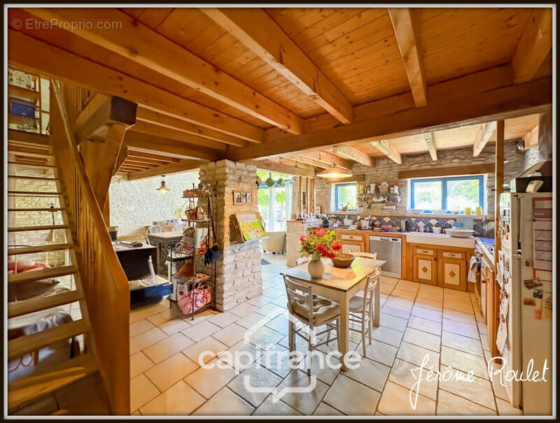 Maison à CHAMPIGNY-LE-SEC