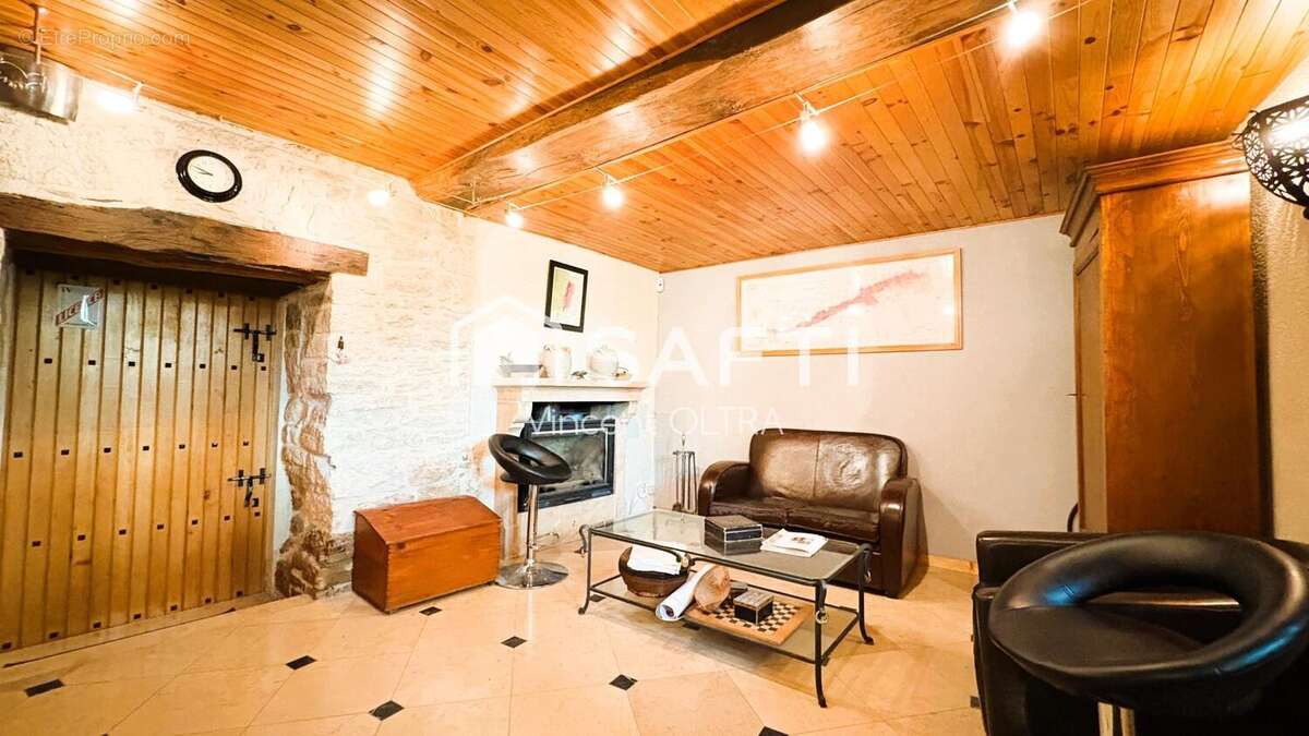 Photo 2 - Maison à MOREY-SAINT-DENIS