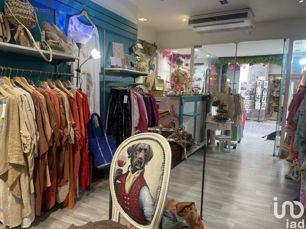 Photo 4 - Commerce à LA CIOTAT