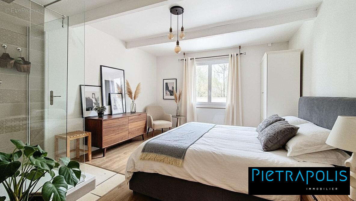 PROJECTION 3D - Appartement à CHARBONNIERES-LES-BAINS