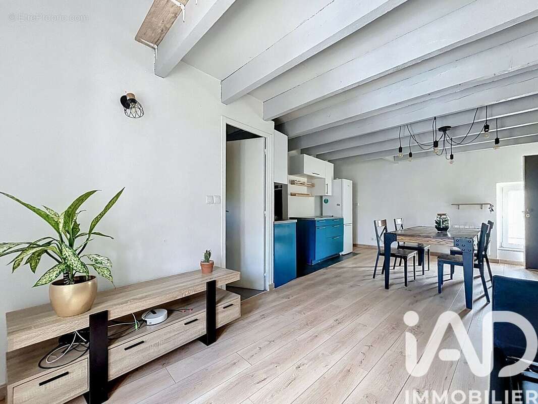 Photo 2 - Appartement à BRIE-COMTE-ROBERT