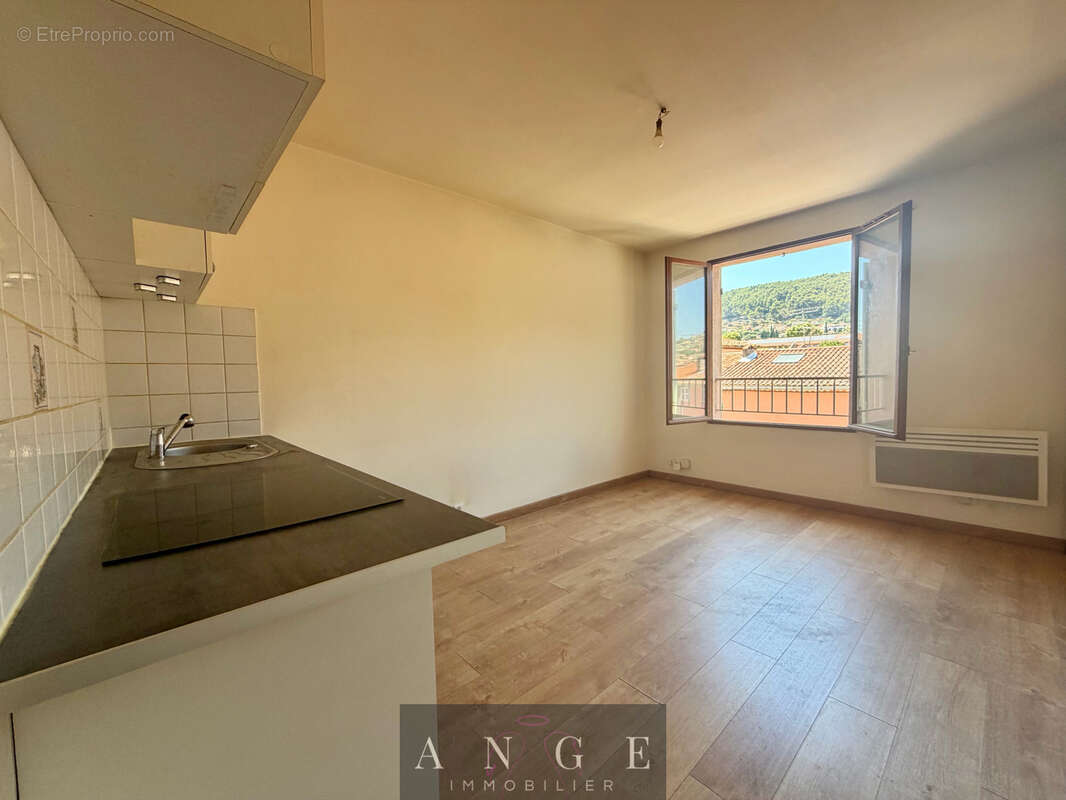 Appartement à LA FARLEDE