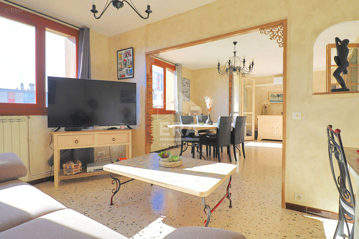 Appartement à MARSEILLE-13E