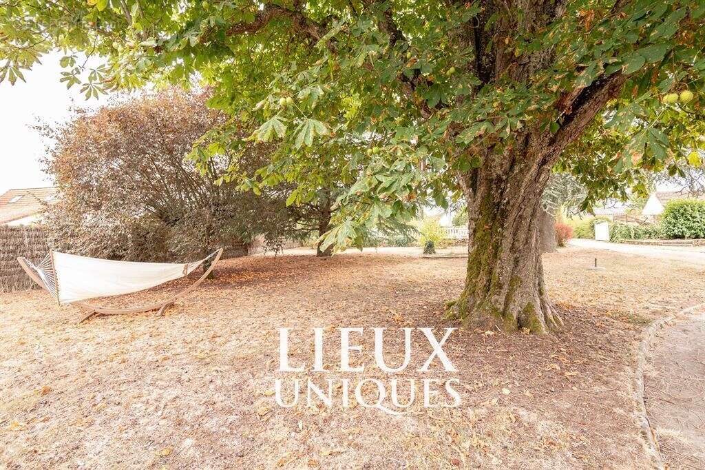 Maison à CHISSAY-EN-TOURAINE