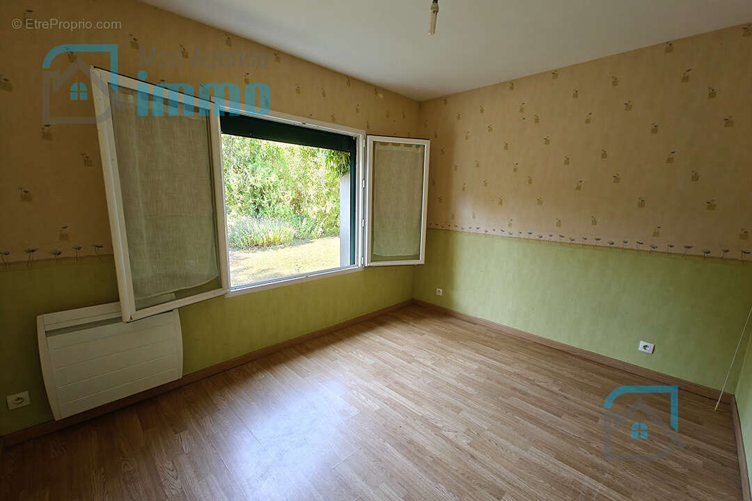 Maison à MEHUN-SUR-YEVRE