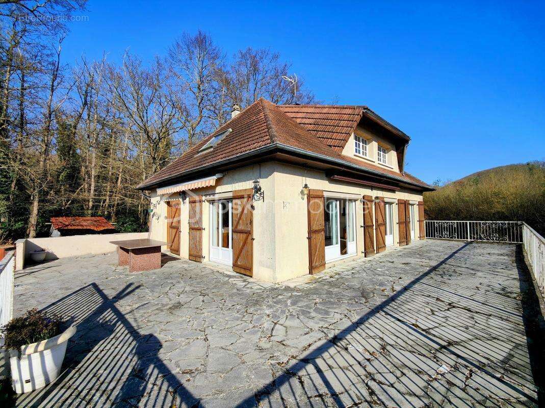 Maison à JOUARS-PONTCHARTRAIN