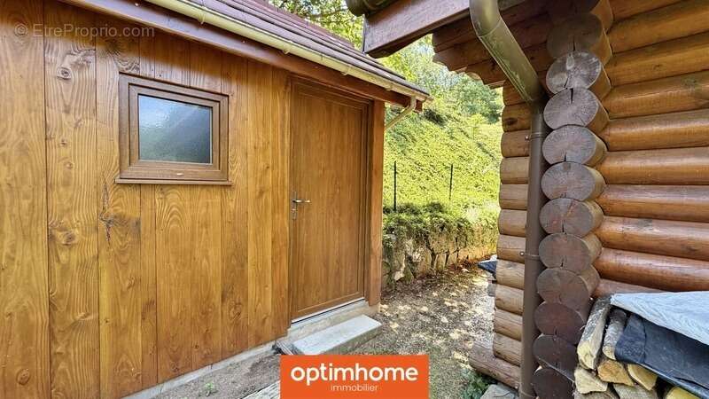 EXCLUSIVITÉ – Chalet fuste (rondins) meublé – 46 m² – Terrain 1 500 m² – Basse-sur-le-Rupt – Hautes-Vosges - photo 14