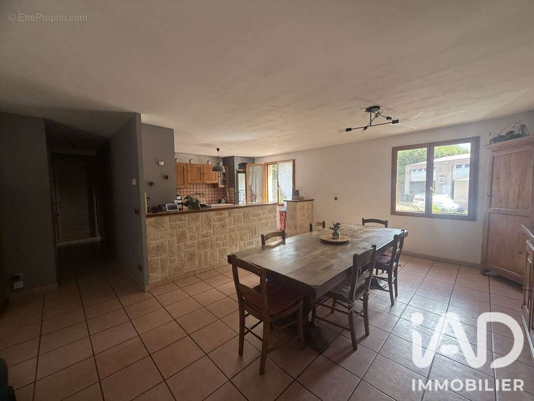 Maison 95 m² à Bissey-Sous-Cruchaud  - photo 6