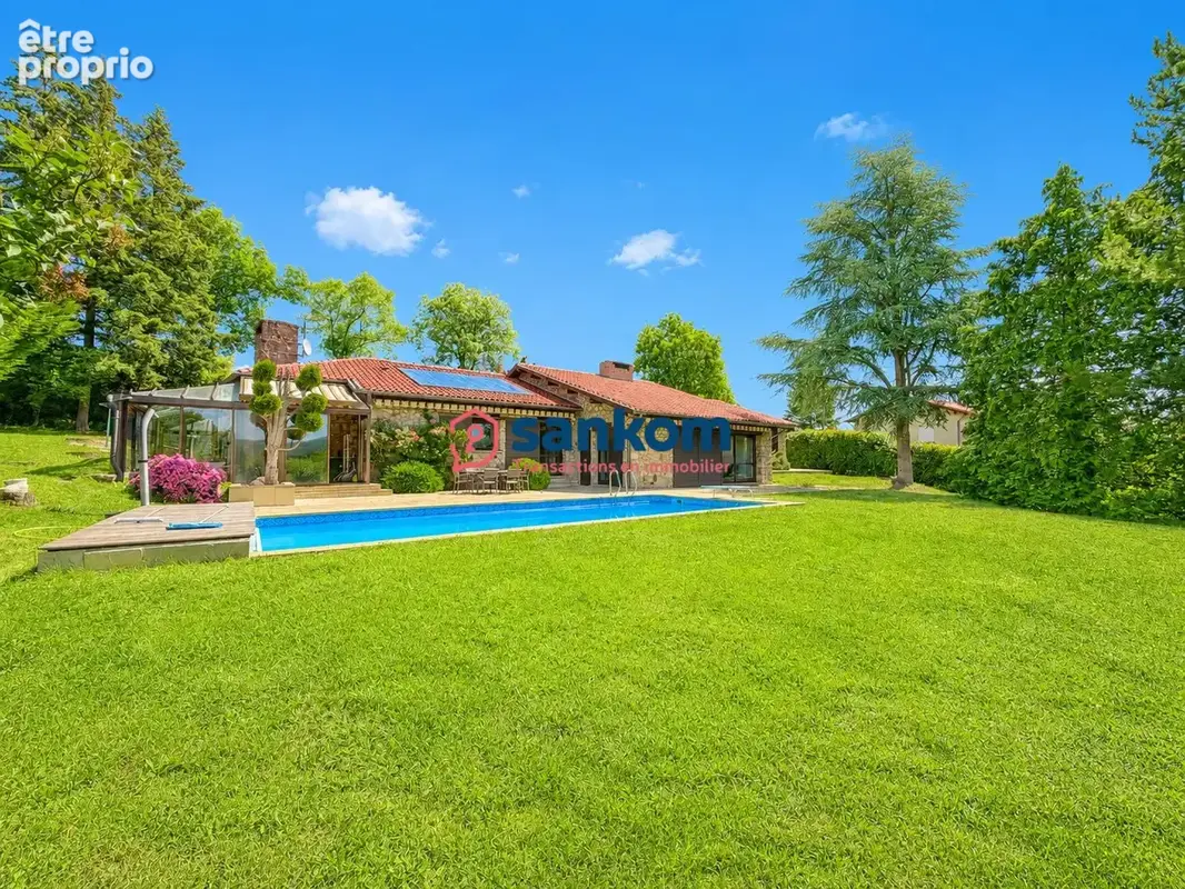 Maison à COUBON