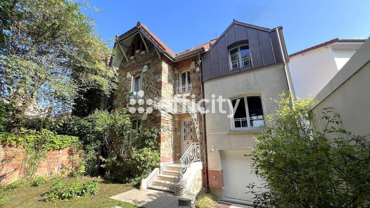 Maison à LE PERREUX-SUR-MARNE