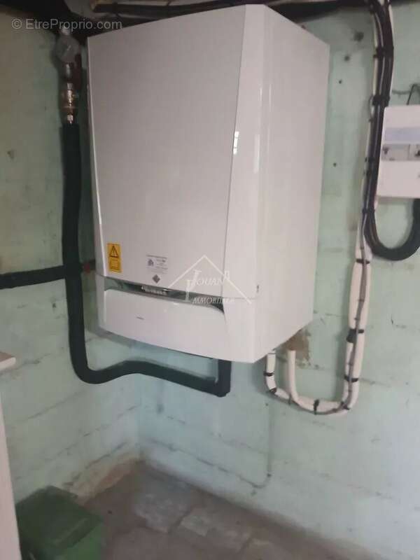 Maison à VARENNES-SUR-ALLIER