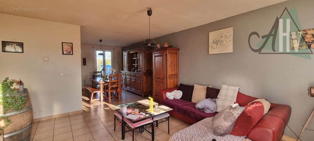 Maison à LA SAULSOTTE