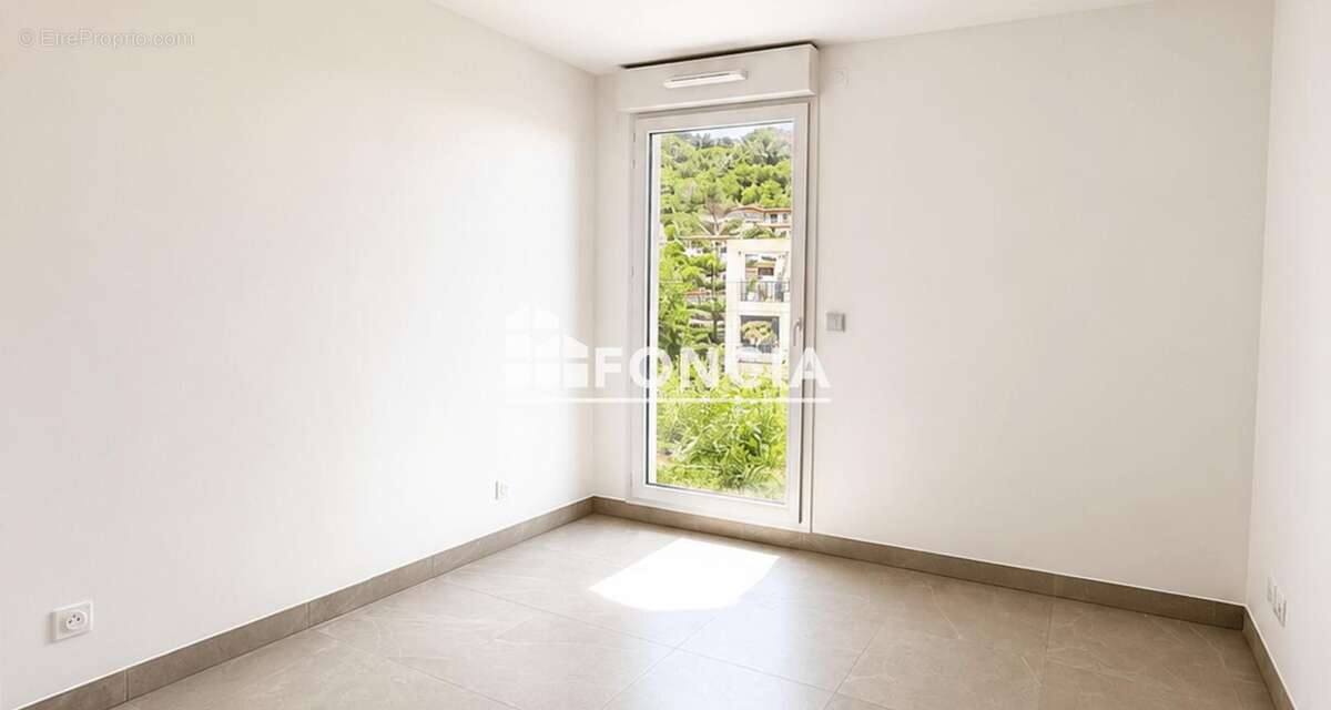 Roquebrune cap martin dans residence en cours de finitions, appartement de trois pieces tres lumineux  avec spacieux jardin - photo 3