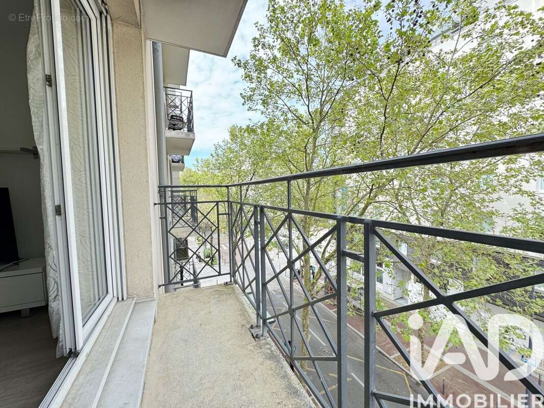 Photo 8 - Appartement à ISSY-LES-MOULINEAUX