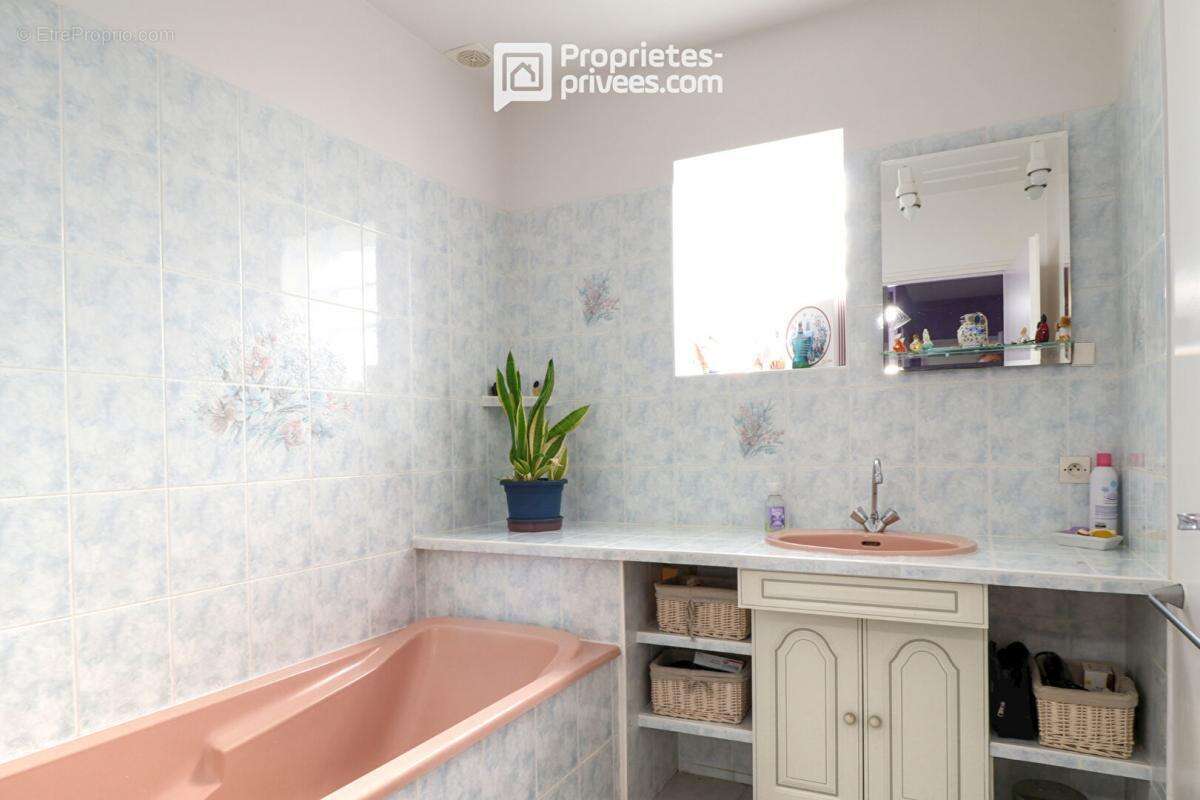 Maison à LE MAY-SUR-EVRE