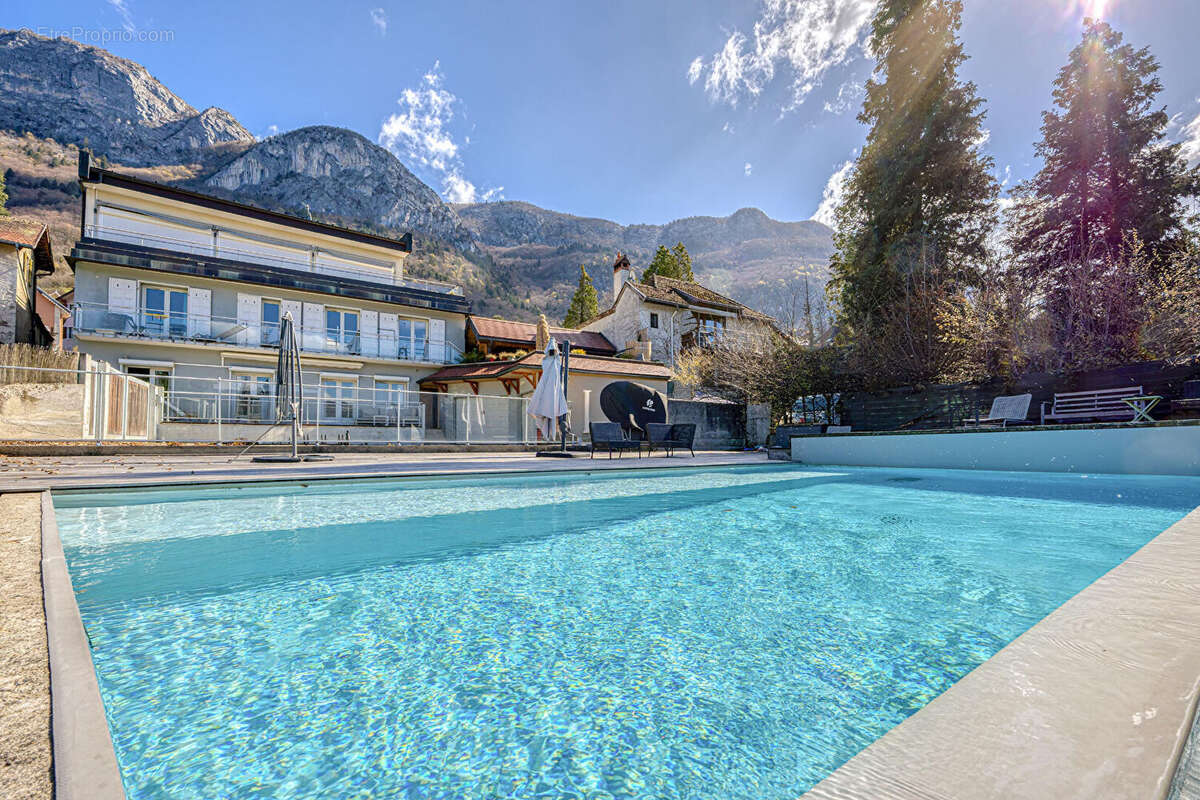 Appartement à VEYRIER-DU-LAC