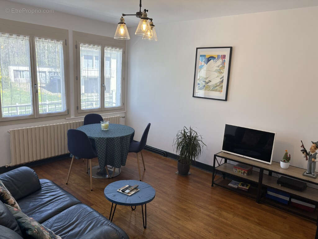 Maison à ARNAC-POMPADOUR