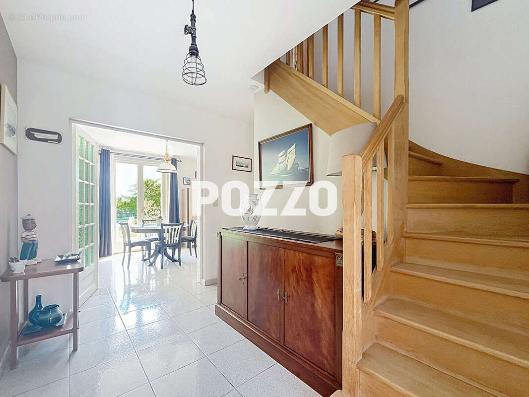 Maison à SAINT-PAIR-SUR-MER