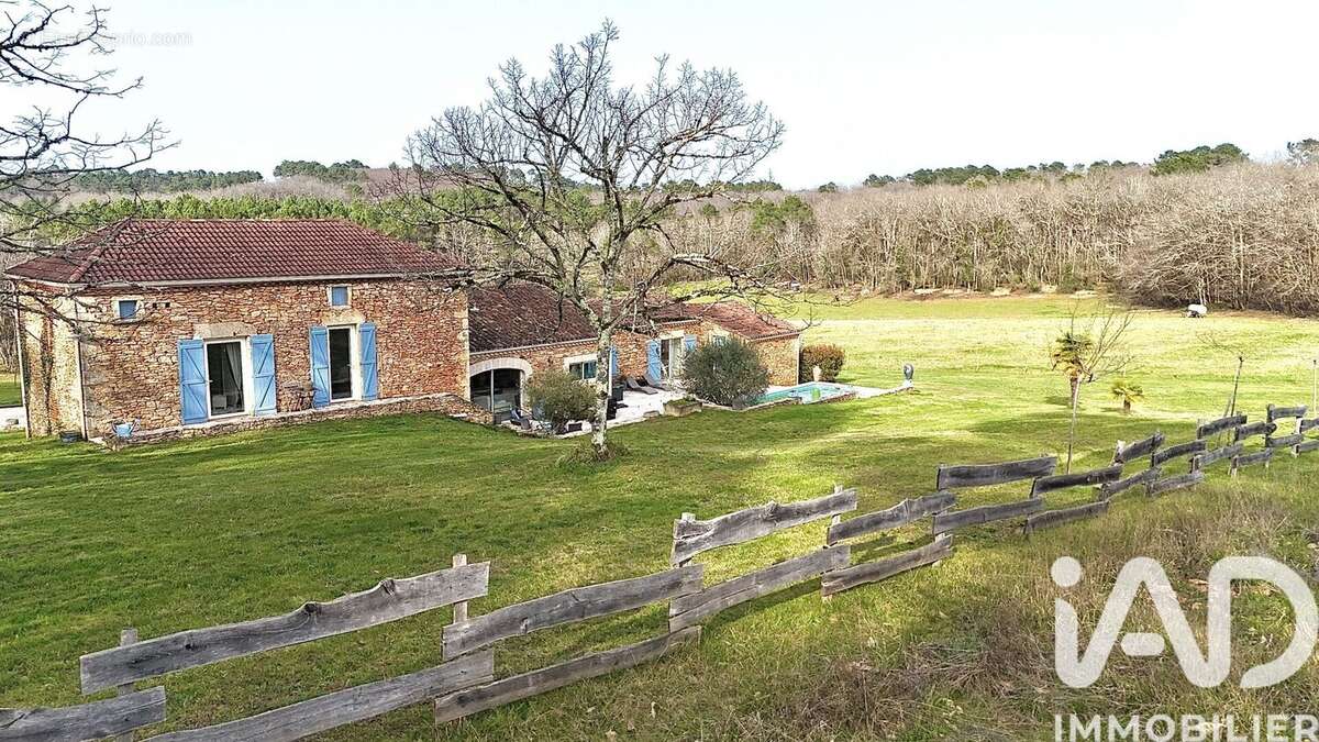 Photo 5 - Maison à PUY-L'EVEQUE