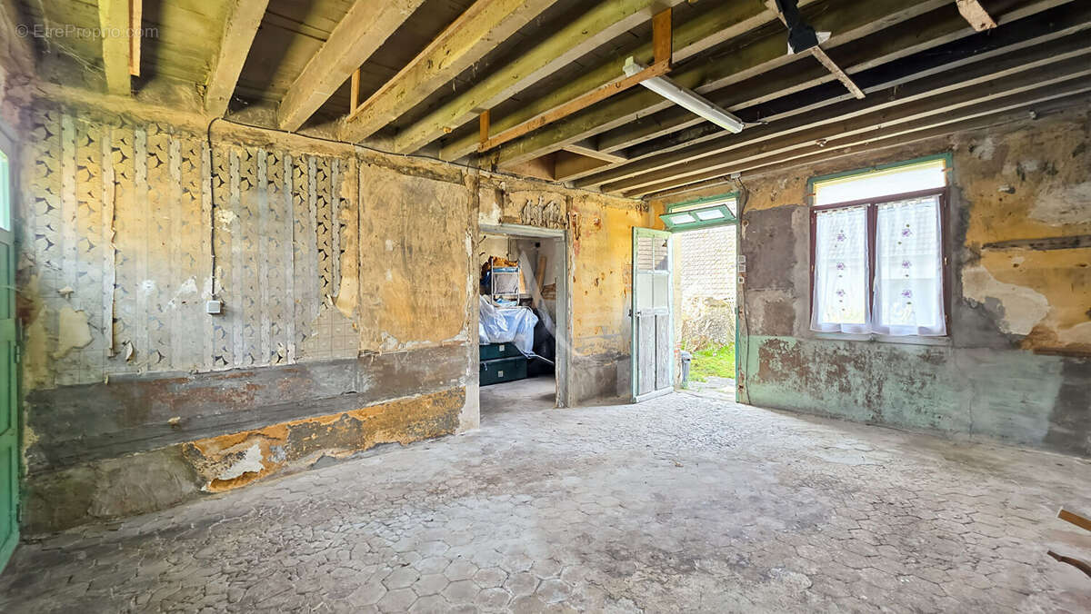 Maison à BEZU-SAINT-ELOI