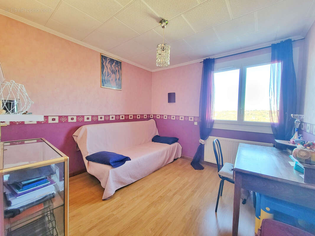 Appartement à OULLINS