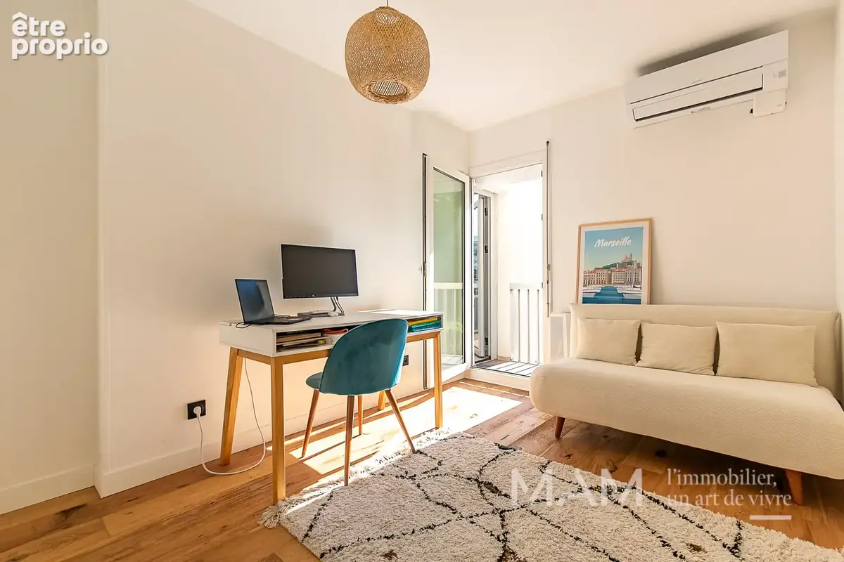 T3 78 m2 avec toit-terrasse 72 m2 et vue collines - photo 18