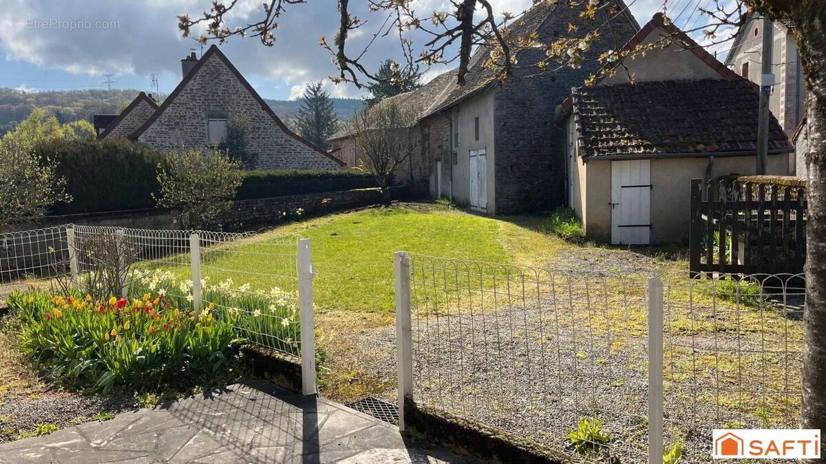 Photo 1 - Maison à CLUNY