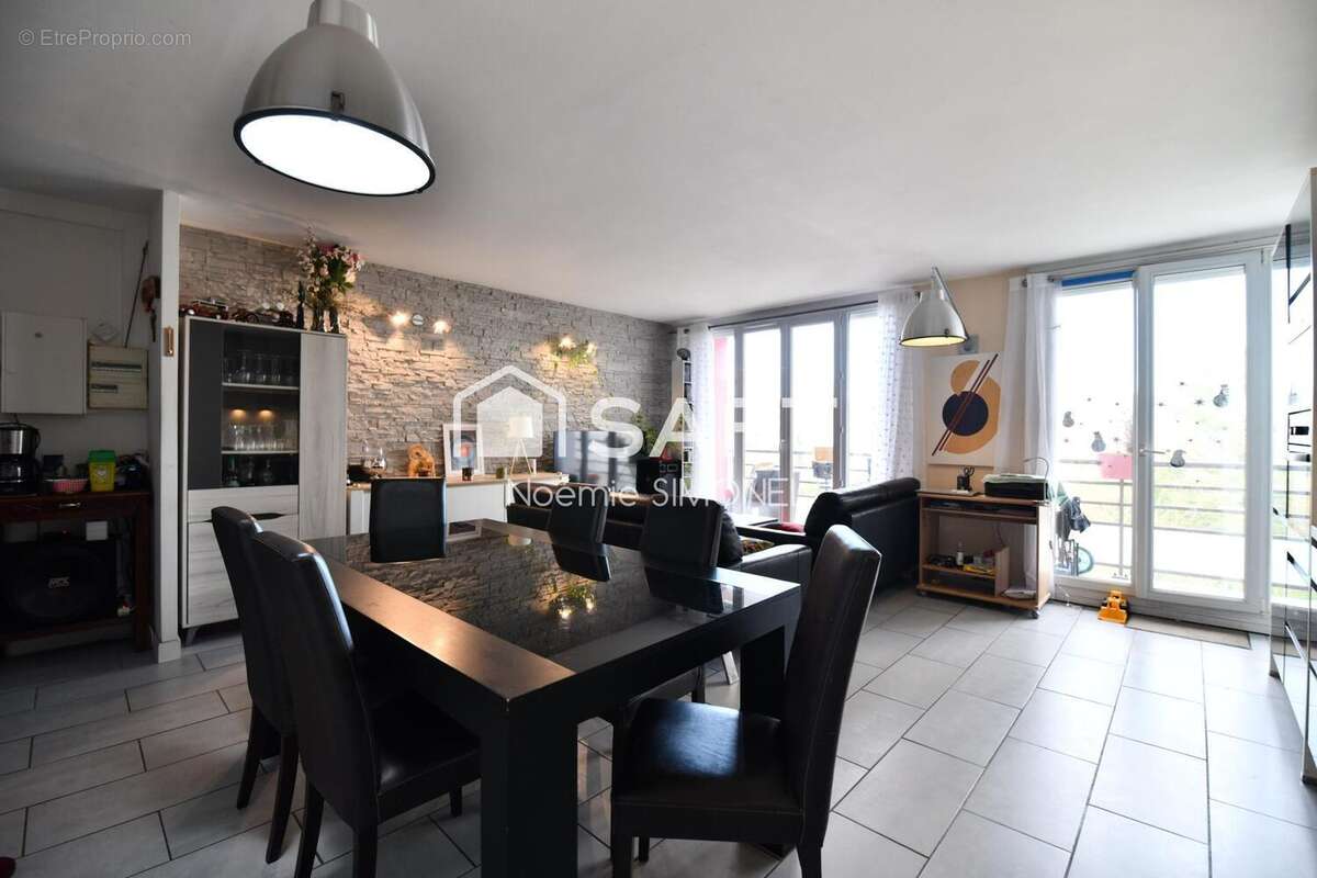 Photo 3 - Appartement à CHILLY-MAZARIN
