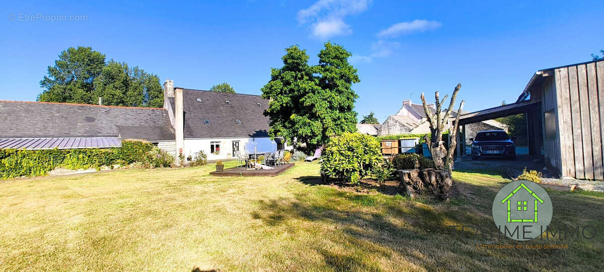 Maison 324 m² à Loguivy-Plougras  - photo 4