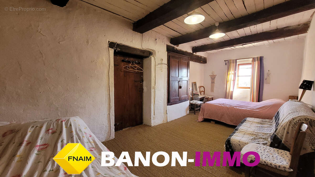 Maison à SAUMANE