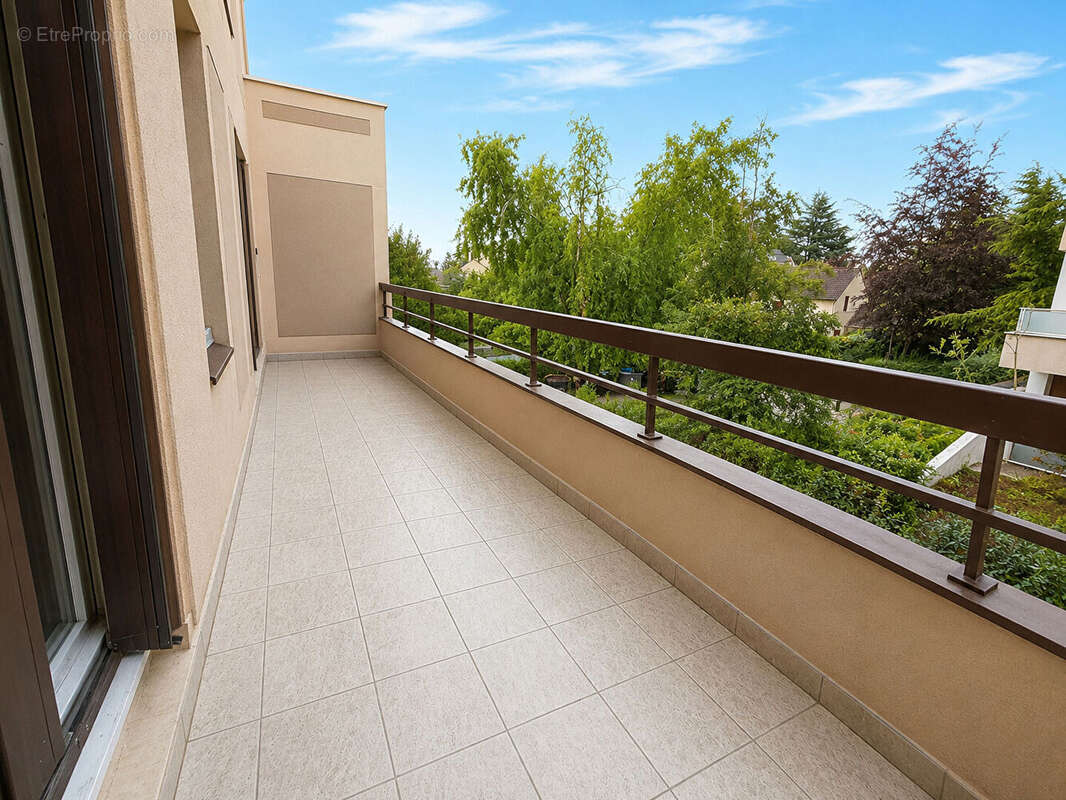 Appartement à ERAGNY