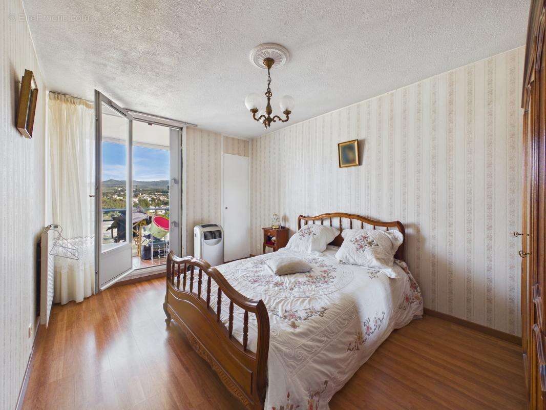 Appartement à MARSEILLE-13E