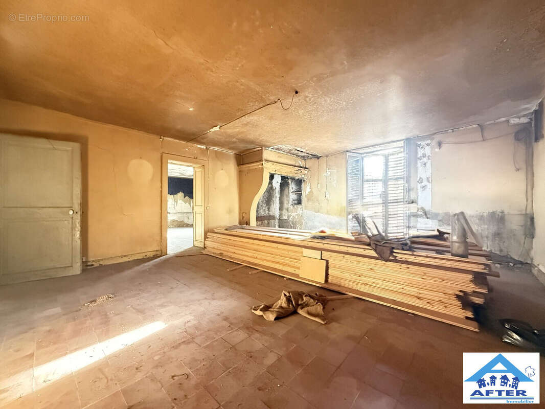 Maison à XERMAMENIL