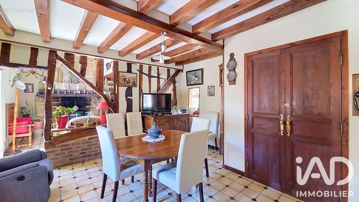 Maison 140 m² à Castillon-En-Auge  - photo 5